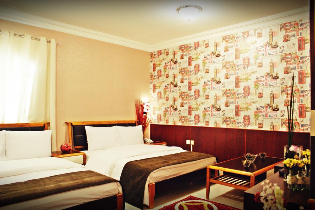 Weekend Hotel & Apartments Маскат Экстерьер фото